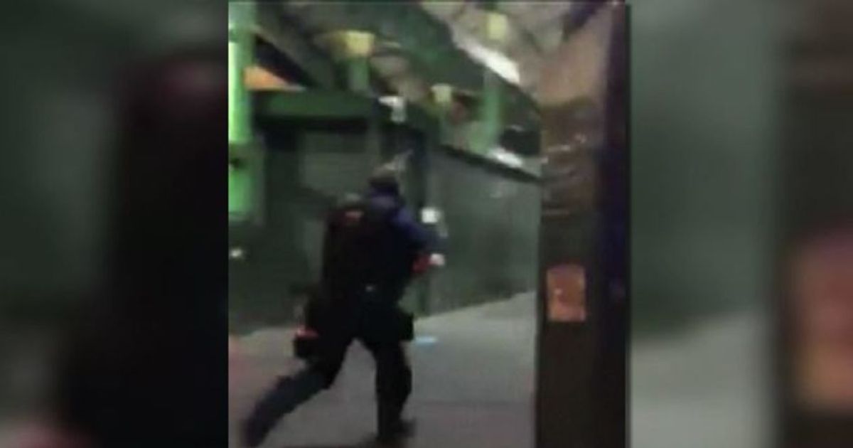 Londra, l’attacco a Borough market ripreso da un testimone