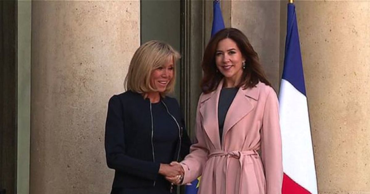 Francia, Brigitte Macron riceve la principessa Mary di Danimarca