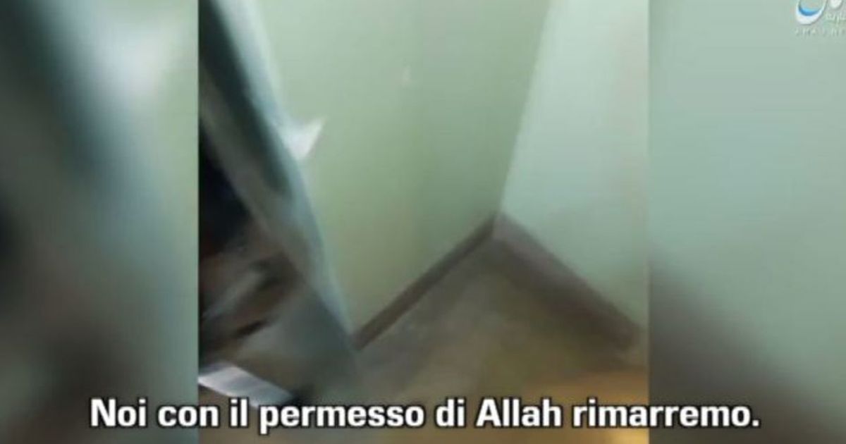 Il video “dall’interno del parlamento di Teheran sotto attacco”