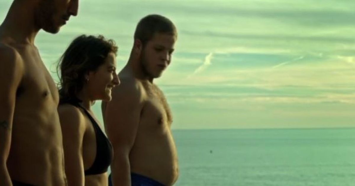 “Corniche Kennedy”, a Marsiglia il furore di vita in un tuffo