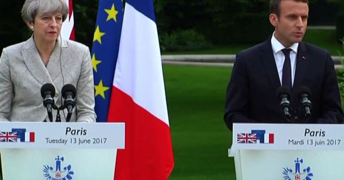 Macron: in Europa la porta è sempre aperta per la Gran Bretagna