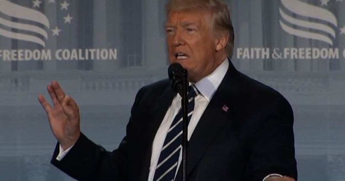 Russiagate, Trump sarebbe indagato per ostacolo alla giustizia