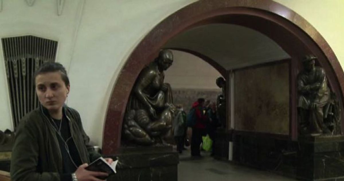 Mosca dice addio alle guardiane delle scale mobili del metrò