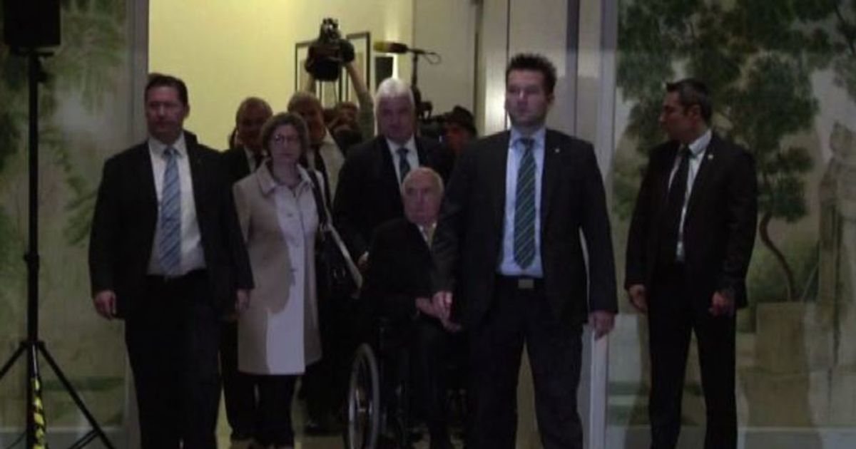 Addio a Helmut Kohl, artefice della Riunificazione