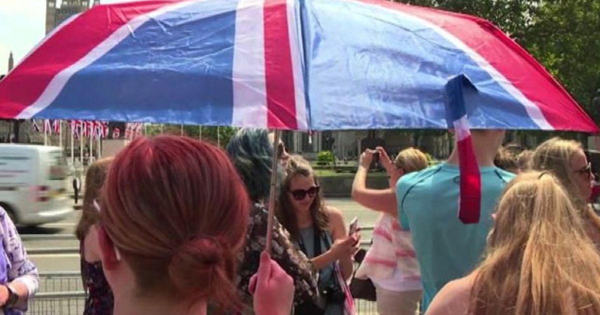 Tutta l’Europa sotto caldo record, a Londra si boccheggia