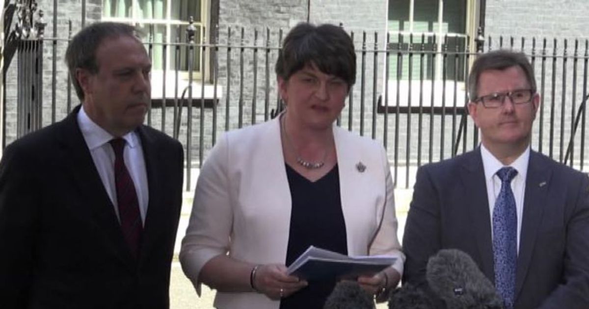 Sì all’accordo fra May e nordirlandesi: in cambio 1 mld sterline