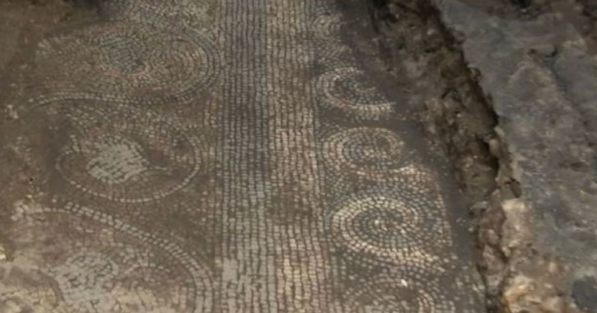 Roma come Pompei, da scavi Metro C spunta solaio legno III secolo