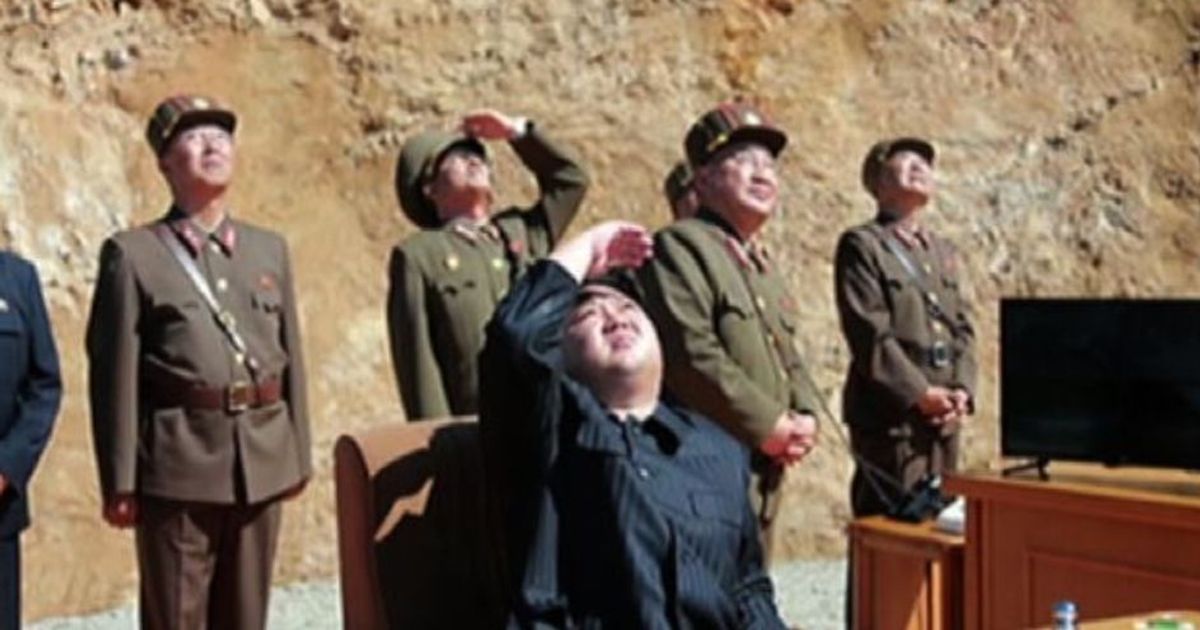 Tokyo: il missile Nordcorea finito in acque esclusive giapponesi