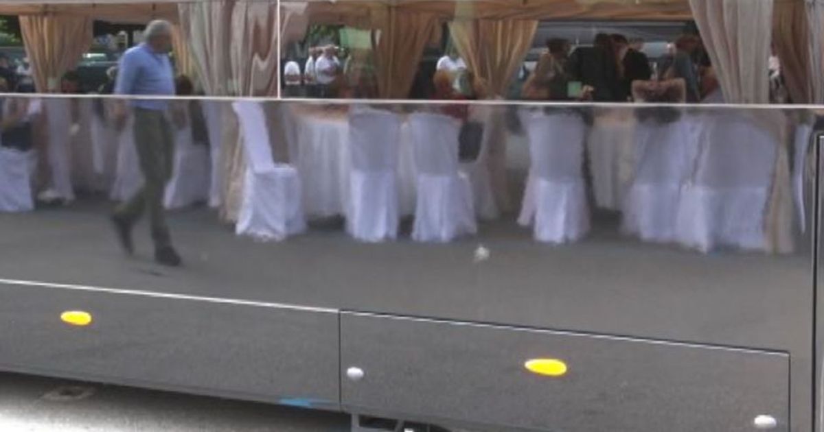 Arriva “Gusti Bus”, autobus ristorante per la cucina italiana