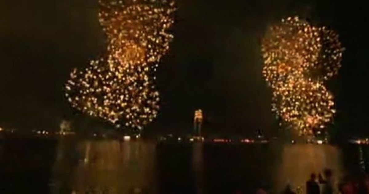 Fuochi d’artificio nel cielo di New York per il 4 luglio
