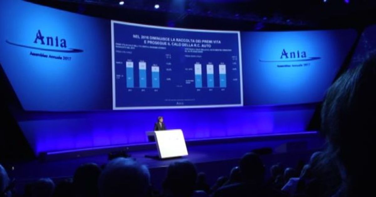 Assicurazioni, Ania: lavoriamo per i giovani, cambiare per loro