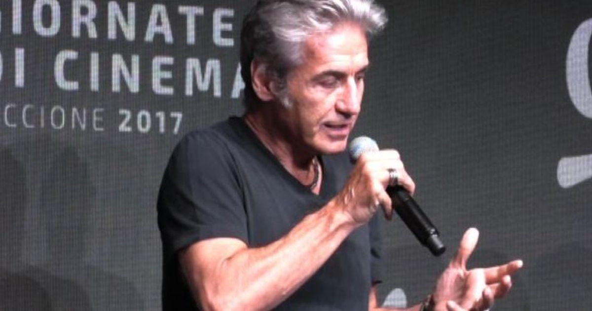 Ligabue torna alla regia: dal concept album Made in Italy-il film