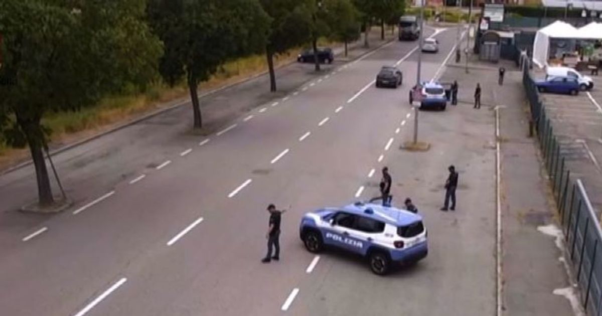 La polizia sequestra oltre 2 mila auto senza assicurazione