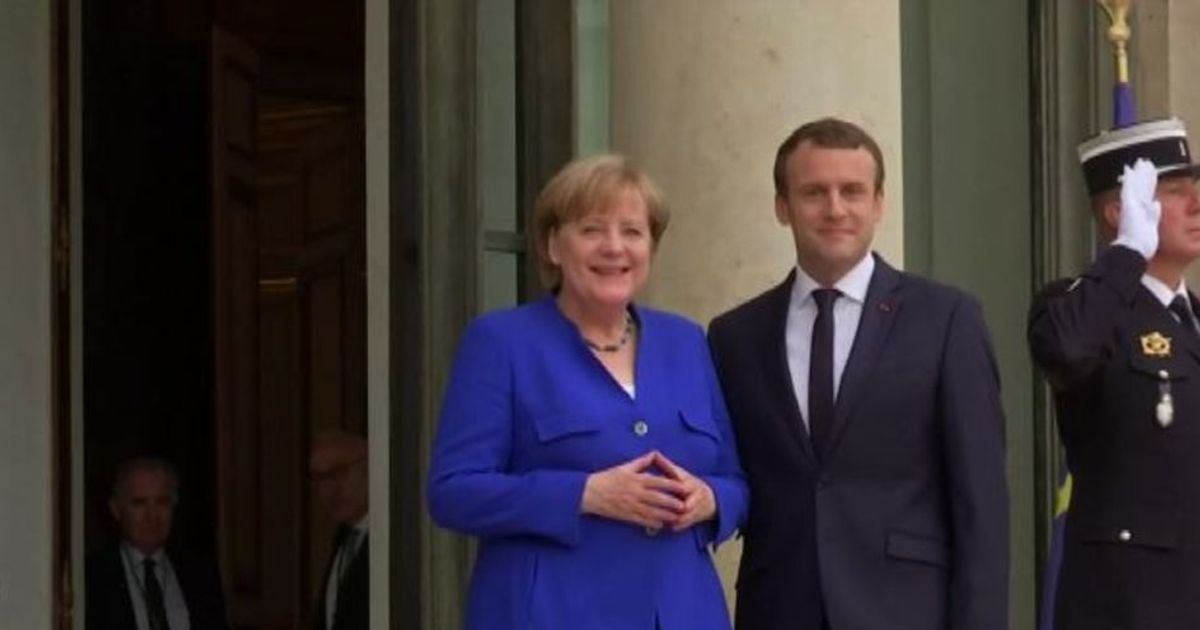 Merkel da Macron, l’alleanza Parigi-Berlino pro-Ue è tornata