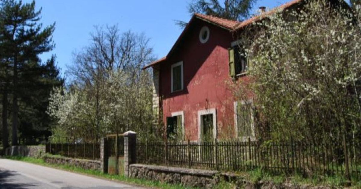 Aprire un ostello in ex casa cantoniera, il sogno degli under 40