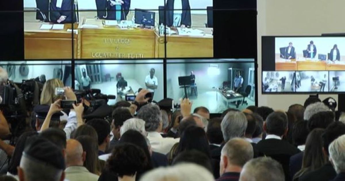 Mafia capitale: condanne pesanti, ma cade l’accusa di mafia