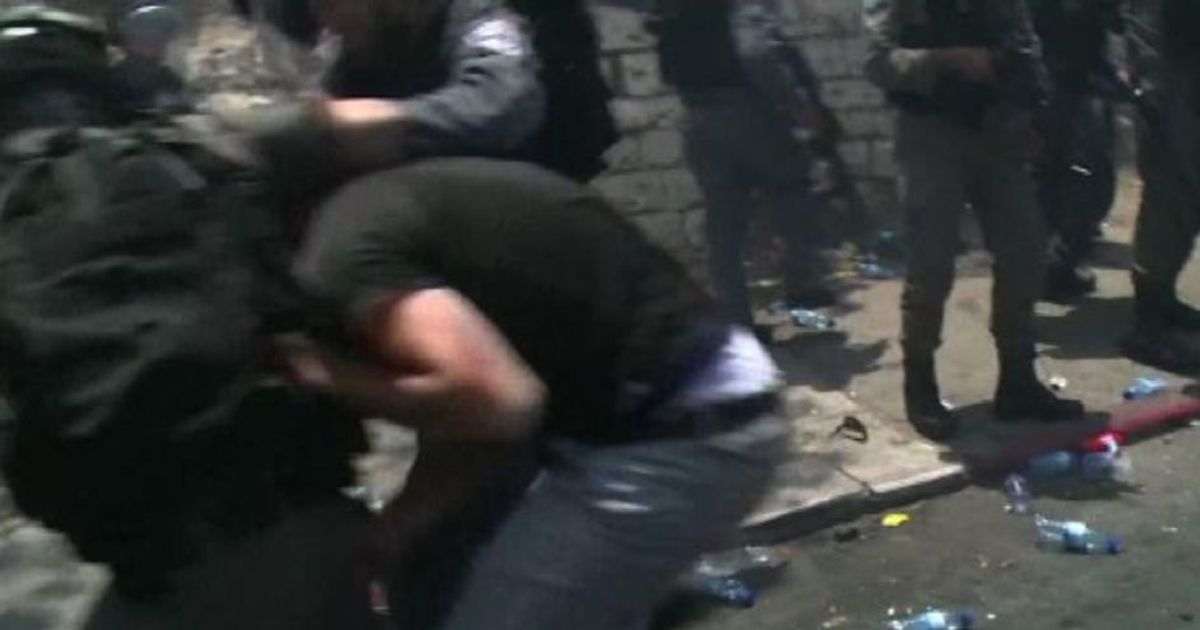 Scontri a Gerusalemme, tre palestinesi uccisi