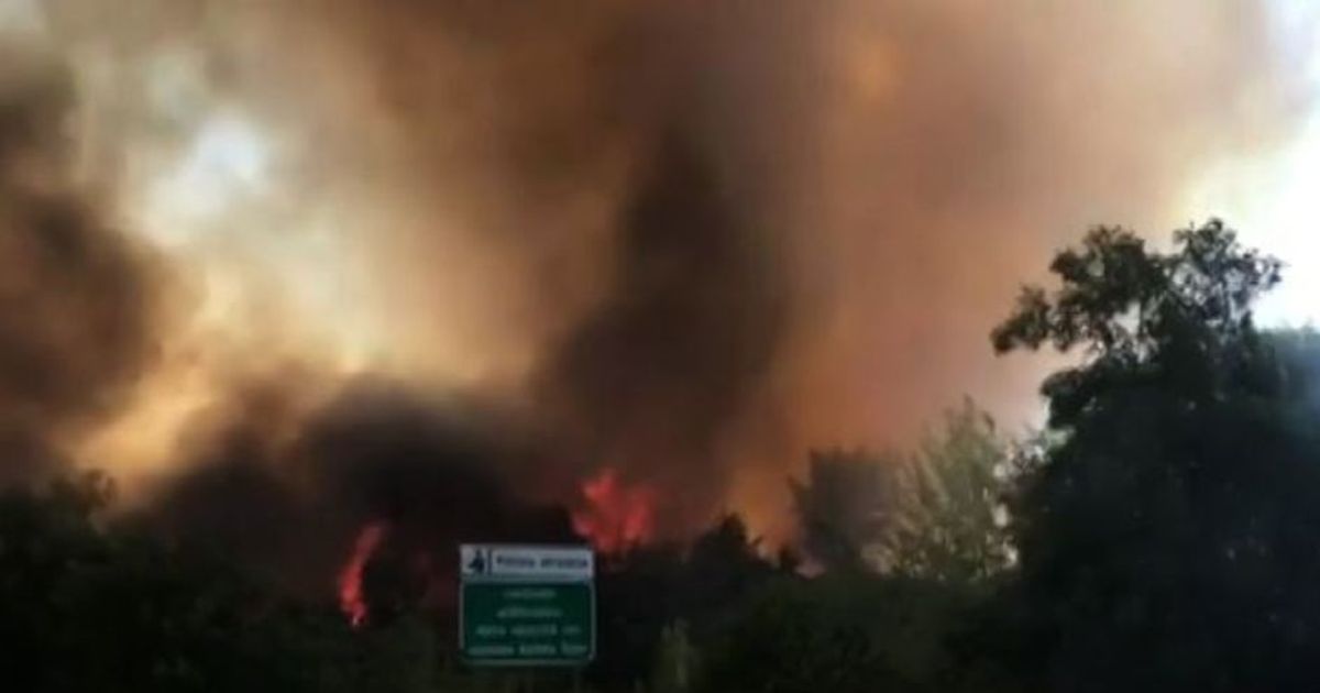 Incendio blocca la A1: il video dall’auto del cantante de Il Volo