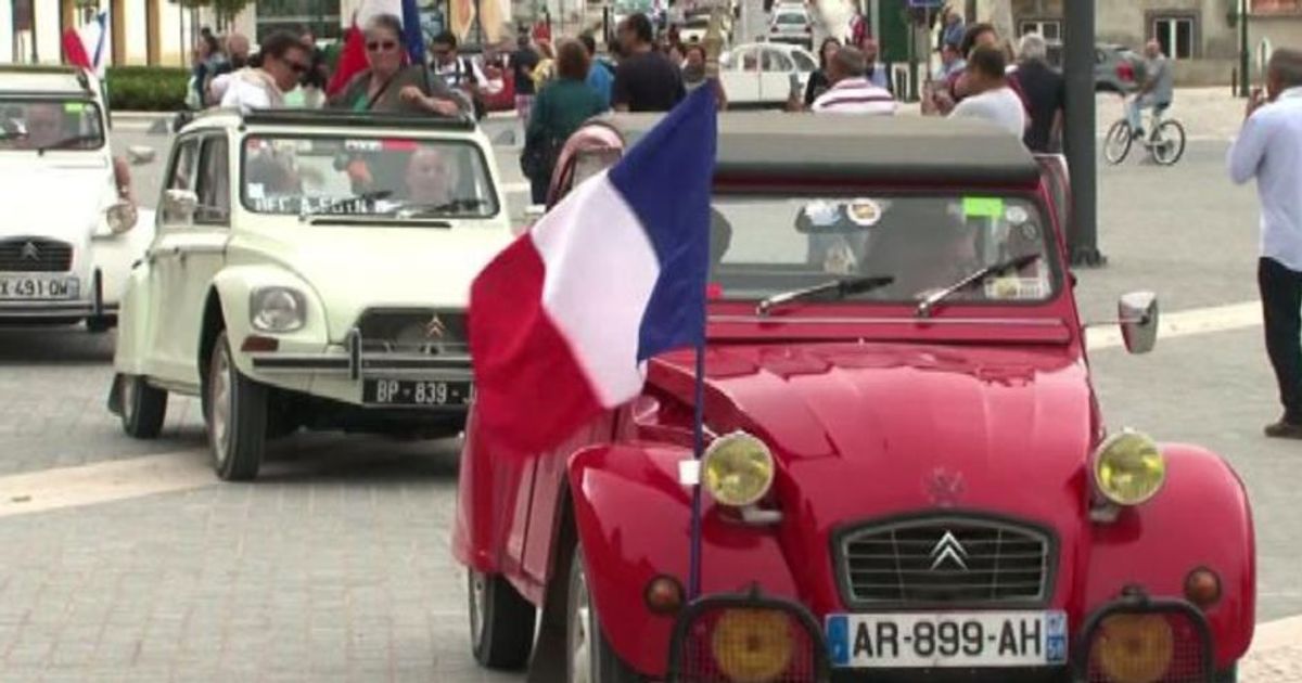 In Portogallo il 22esimo raduno mondiale di amanti della 2 CV