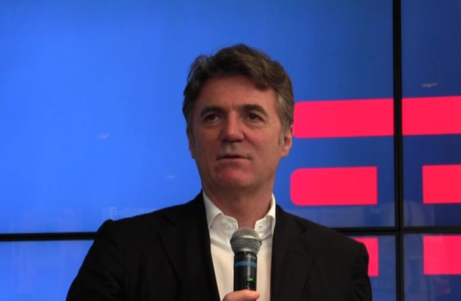 Tim, ultima uscita di Cattaneo: lavoro qualità, non solo su conti