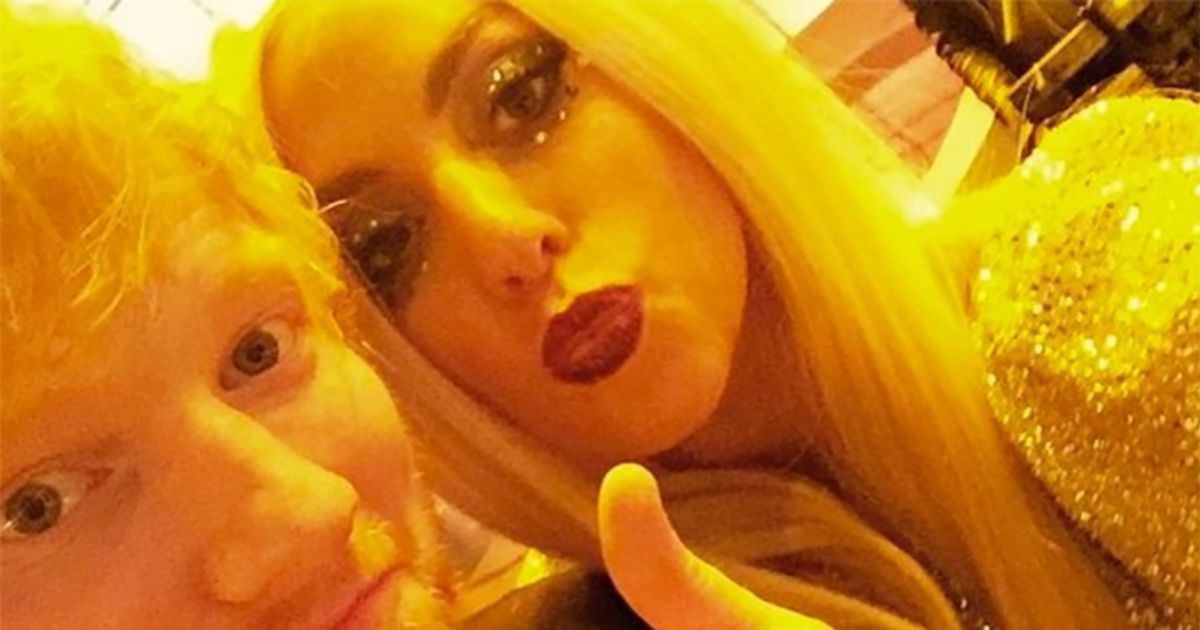 Ed Sheeran lascia Twitter dopo le critiche e Lady Gaga lo difende