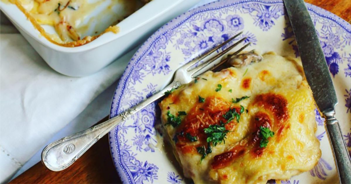 Londra: cameriera italiana licenziata per un pezzo di lasagna