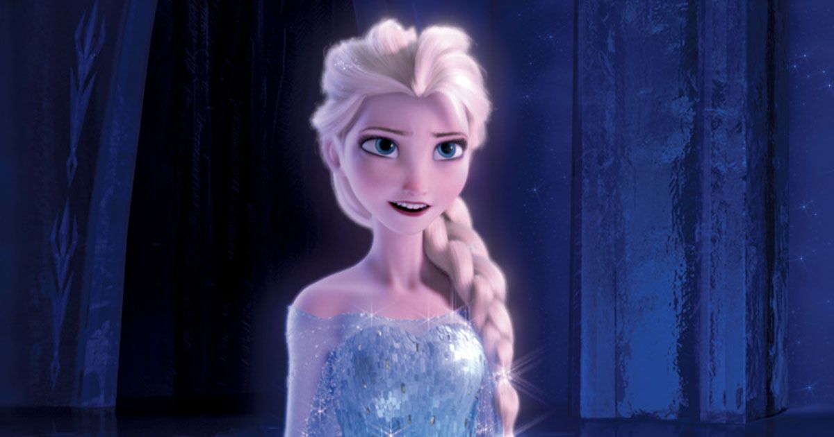 Avvocato vestito da Elsa di Frozen soccorre la polizia