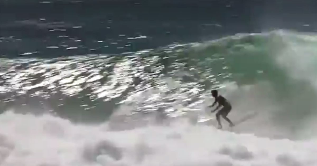 Griffin Colapinto, il surfer che prende un 10 dopo aver superato tre tunnel