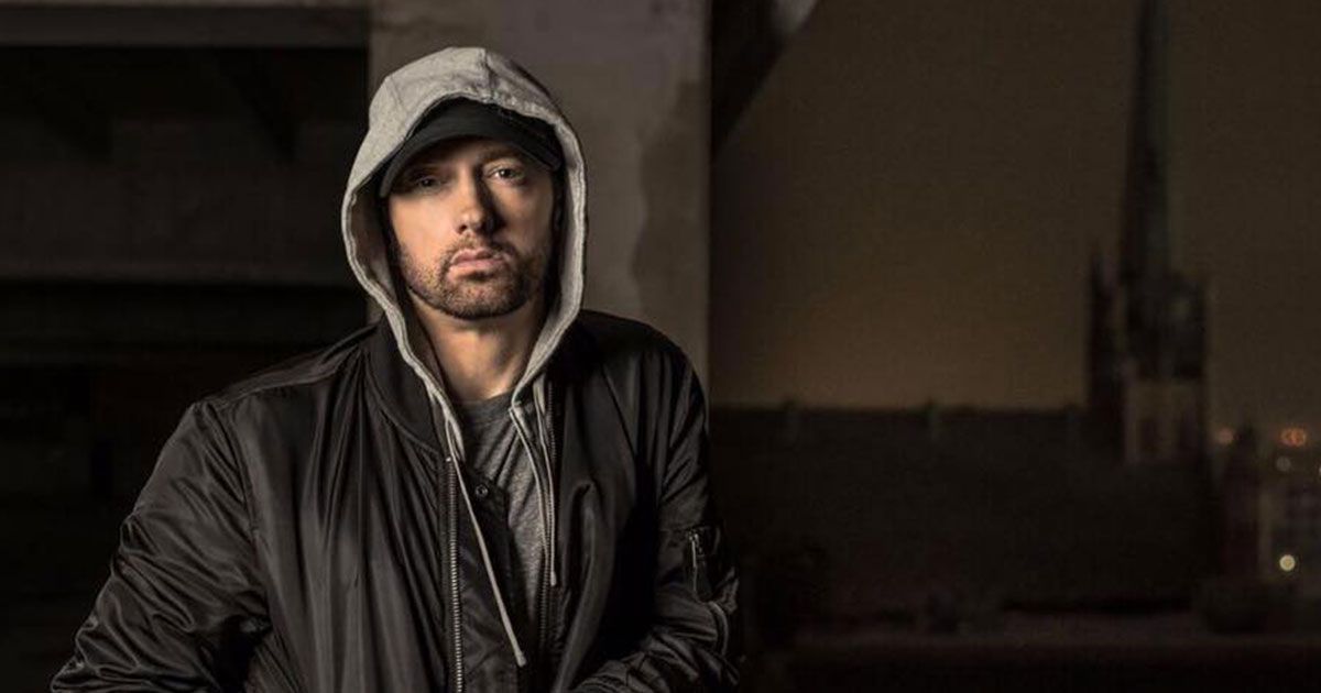 Eminem: dieci anni sobrio, condivide così con i fan