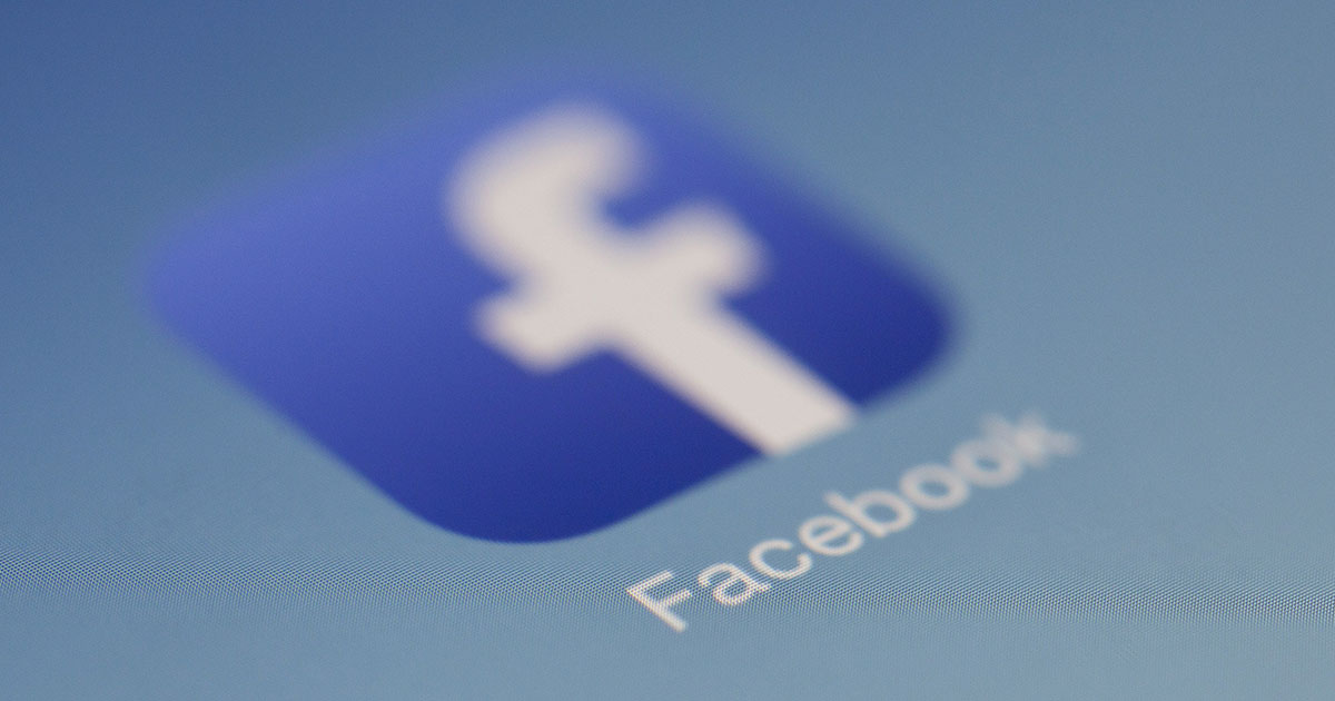 Facebook: per gli under 15 necessario il permesso dei genitori
