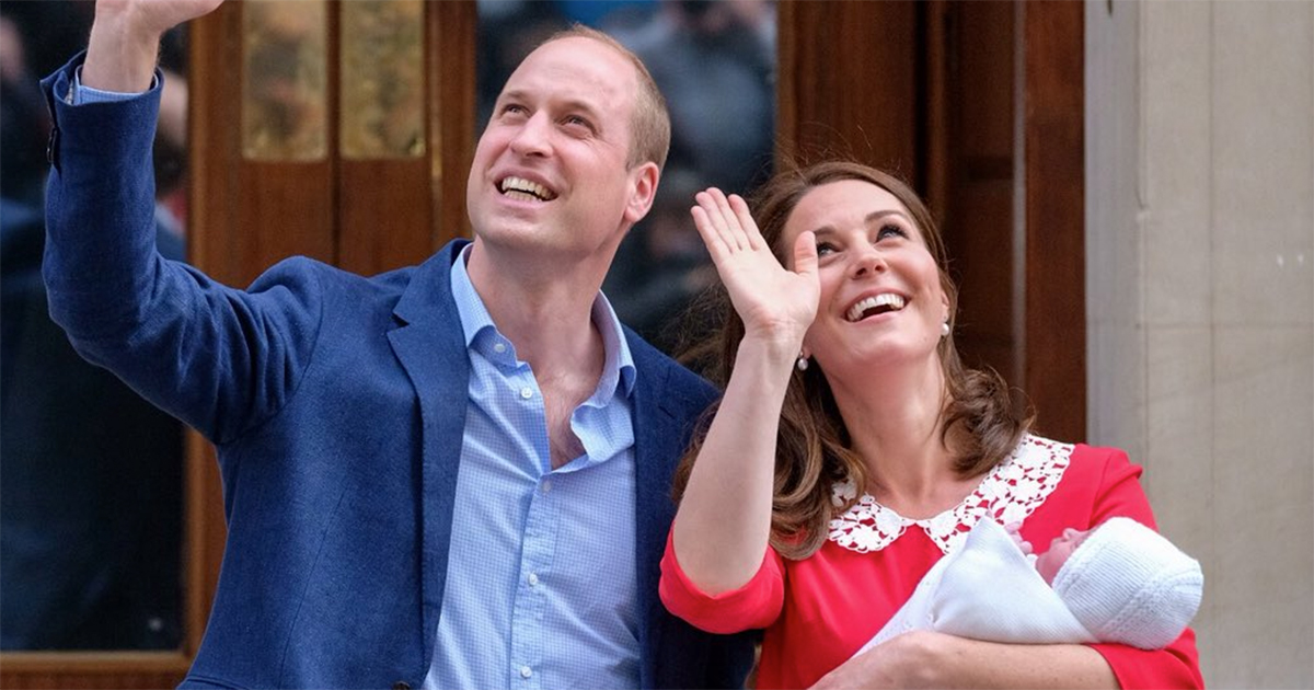 L'abito come quello di Diana, l'aspetto radioso: Kate Middleton si mostra dopo il parto