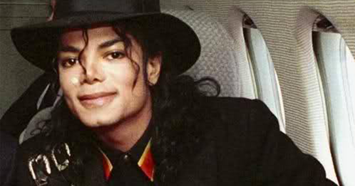 Michael Jackson: all'asta i mocassini del moonwalk