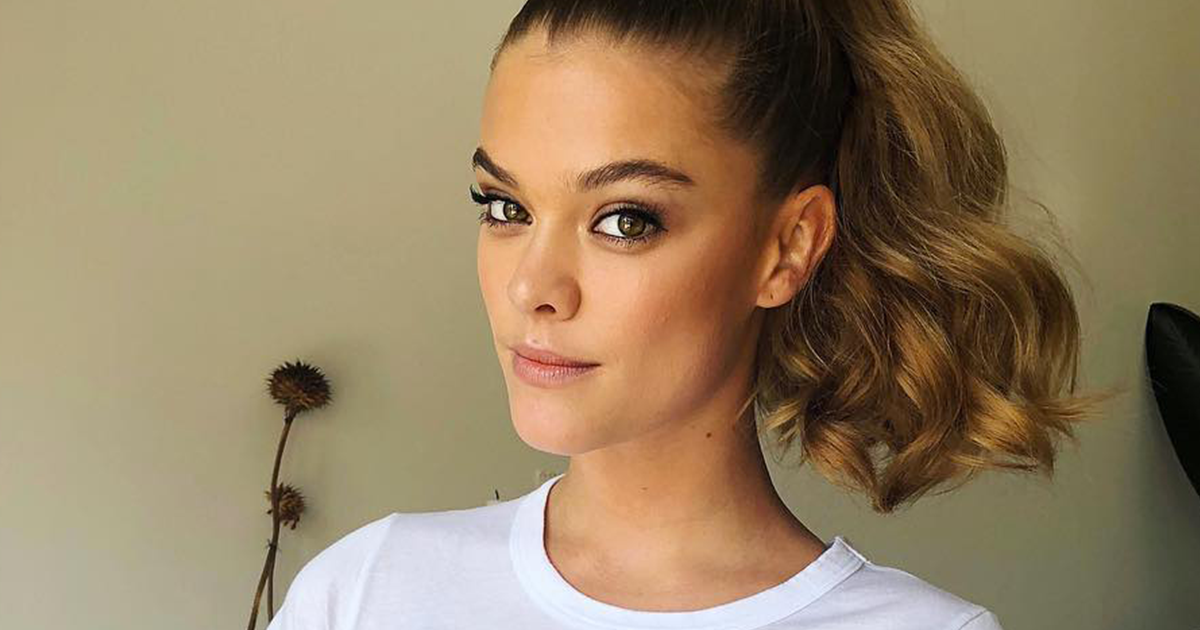 Nina Agdal, la ex di DiCaprio che fa impazzire i social con le sue pose