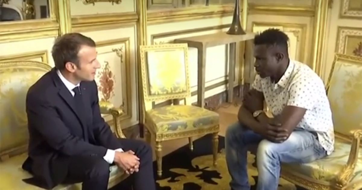 Macron riceve Spiderman del Mali: eroe, sarà cittadino francese
