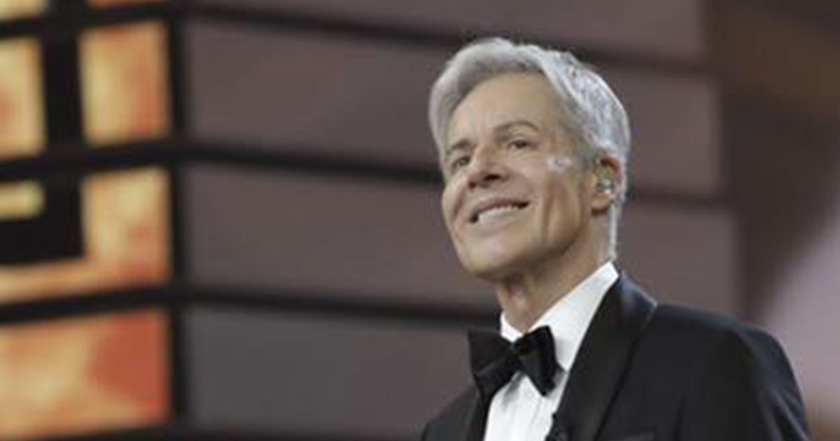 Sanremo: il 'si' di Claudio Baglioni per condurre la prossima edizione