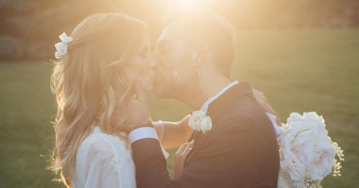 Filippa Lagerback e Daniele Bossari si sono sposati. La foto più bella? Quella di Filippa e Stella
