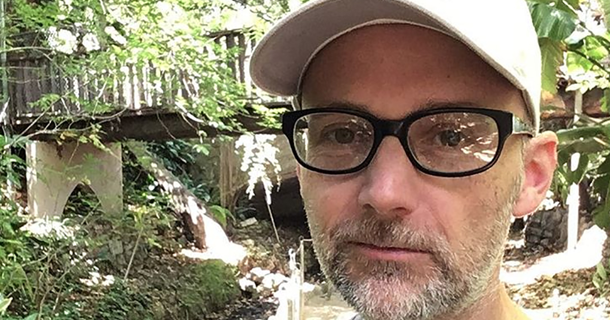 Moby mette all'asta la sua collezione di vinili per sostenere gli animali