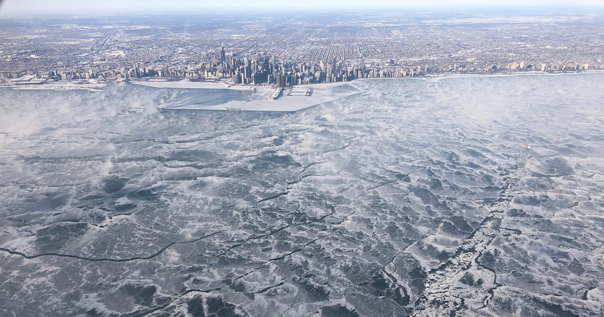 Queste foto ci spiegano bene l’emergenza gelo in America