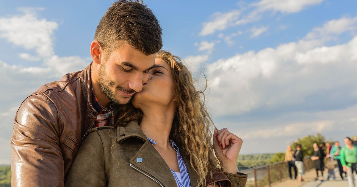 Gli uomini meno interessati al sesso hanno più successo, lo dice la scienza