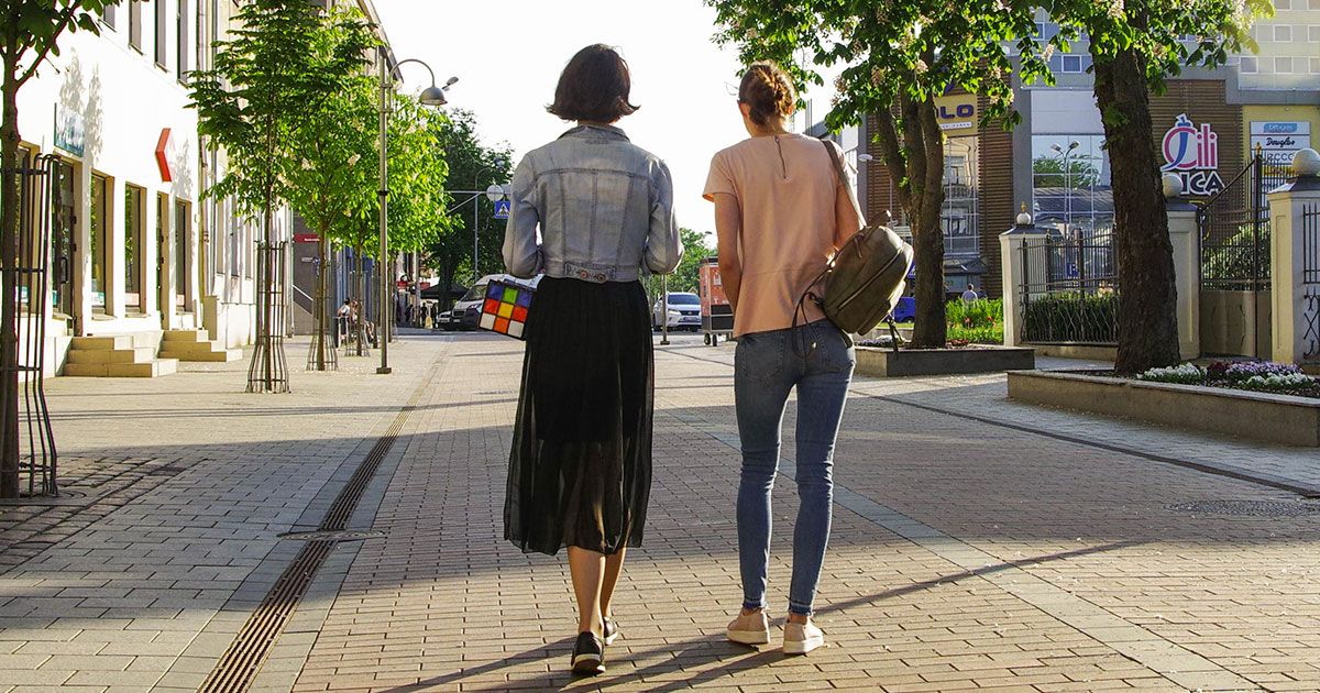 Camminare a passo spedito allunga la vita, lo dice la scienza