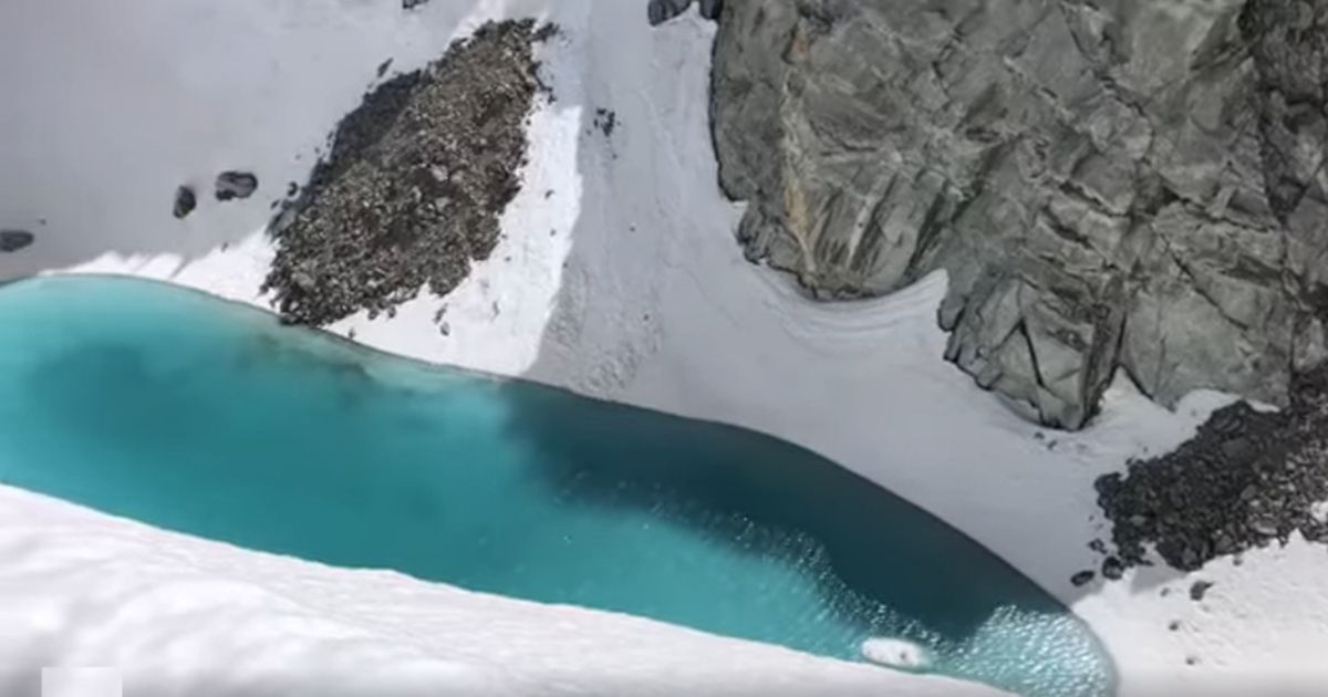 Scoperto un lago sul Monte Bianco: ma la foto è preoccupante