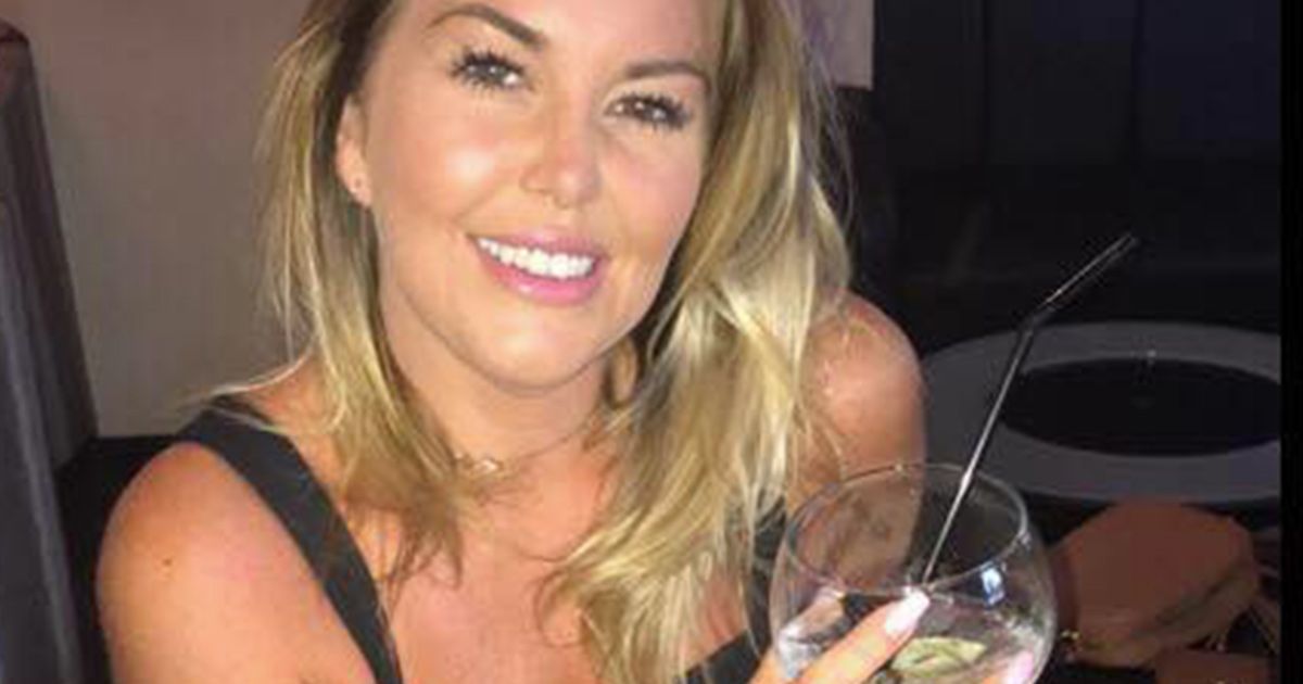 Beve troppo al battesimo e si risveglia a Ibiza
