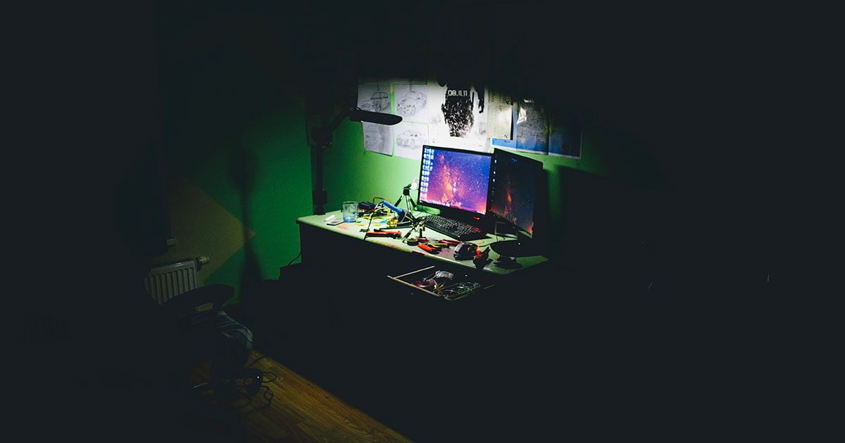 Colpito network di pirateria pay tv: ecco cosa rischiano gli utenti italiani