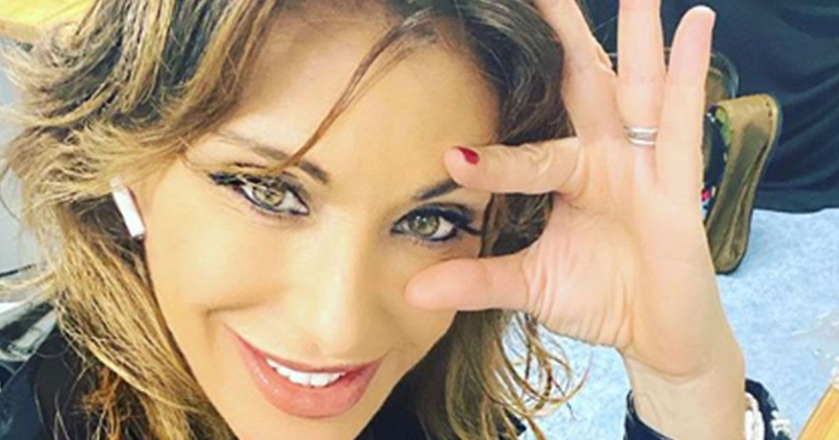 Sabrina Salerno si cimenta nella pole dance: il post è apprezzatissimo dai fan