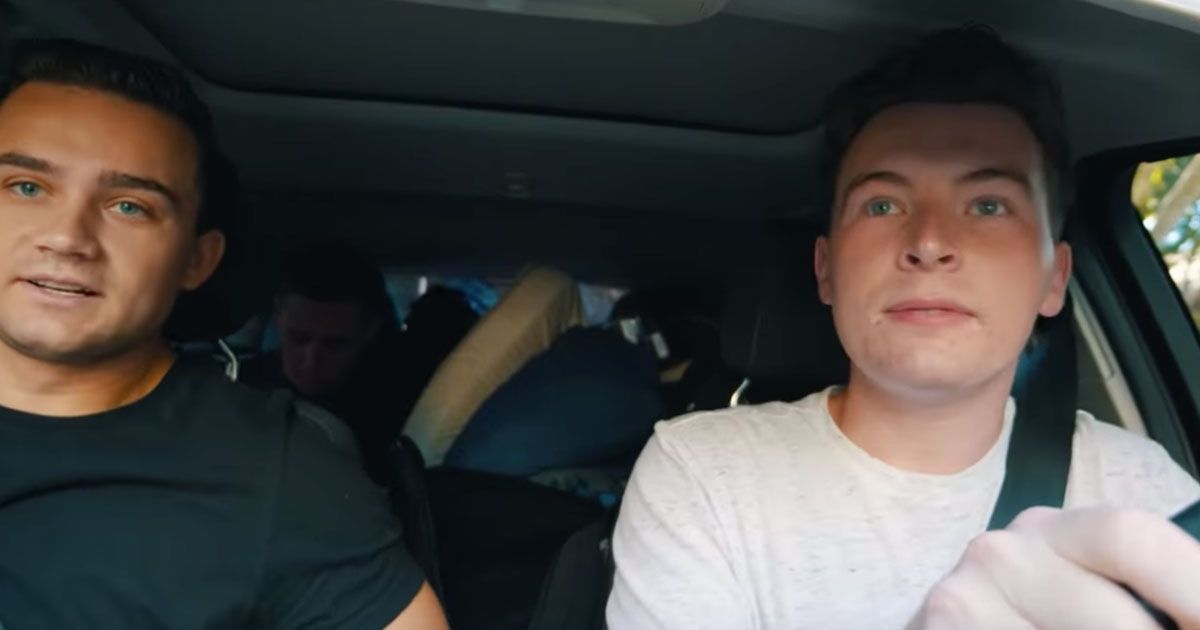 Tre youtuber hanno visitato i luoghi degli sfondi desktop più famosi