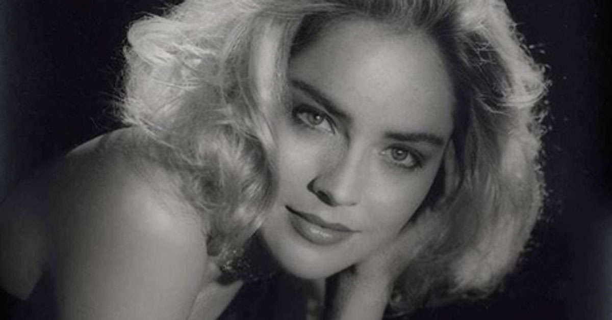 Sharon Stone è stata bloccata da un’app per incontri: ecco il suo messaggio su Instagram