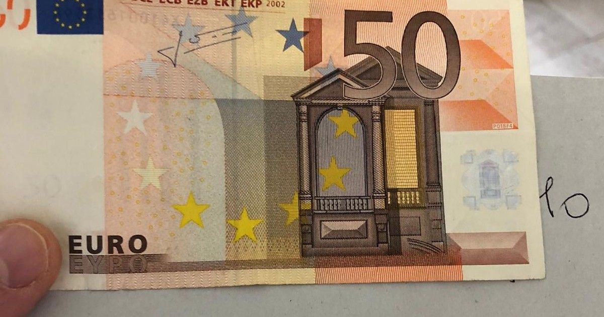 Va in ospedale e consegna 50 euro: il gesto di questo signore anziano ha commosso i medici