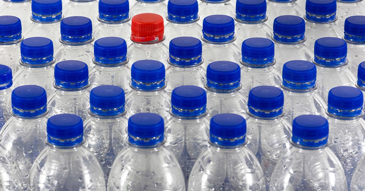 L’enzima mutante che ricicla la plastica in poche ore