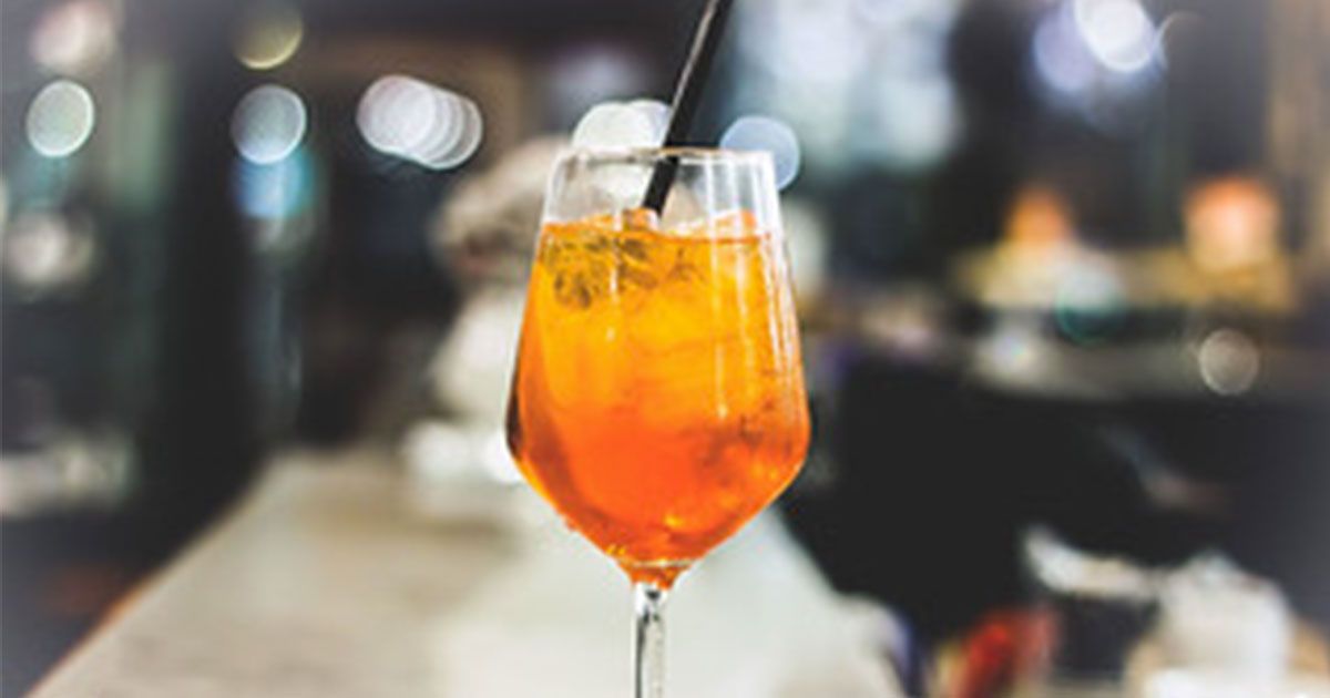 Spritz a domicilio: l’idea veneta contro il lockdown per non rinunciare all’aperitivo