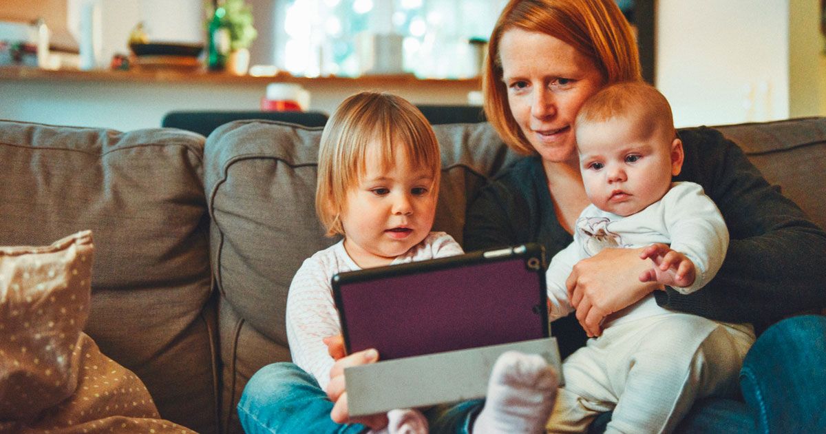 Le mamme tedesche hanno inviato una fattura al governo per il lavoro domestico durante il lockdown